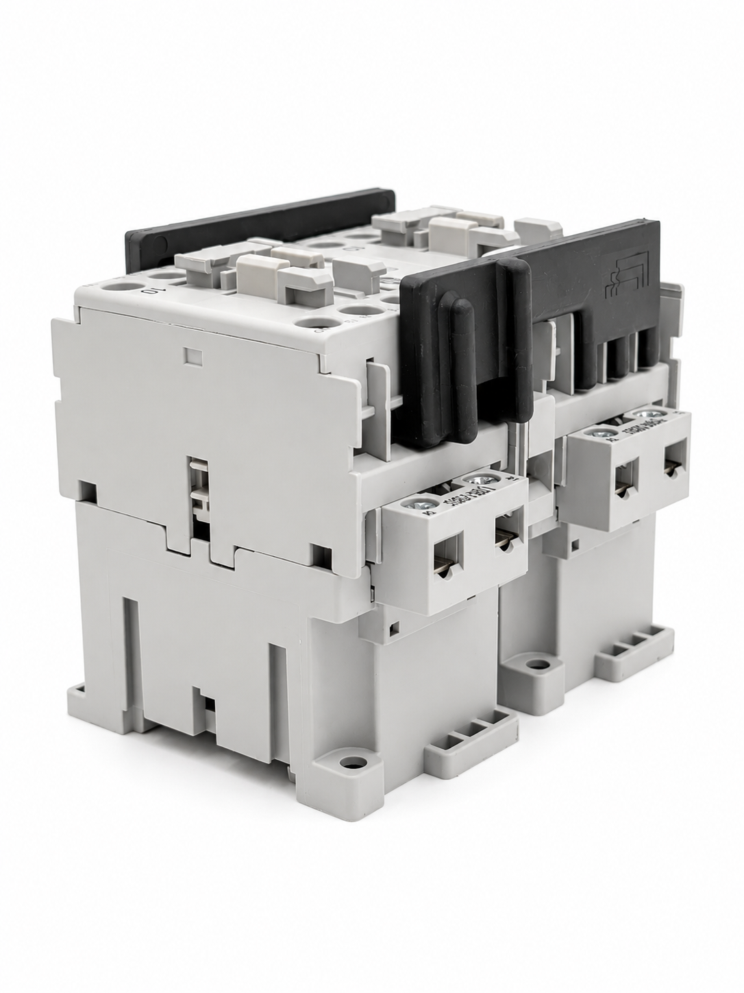 Allen-Bradley 104-C12D22 IEC 12 A Reversing Contactor 110V 50 Hz/120V