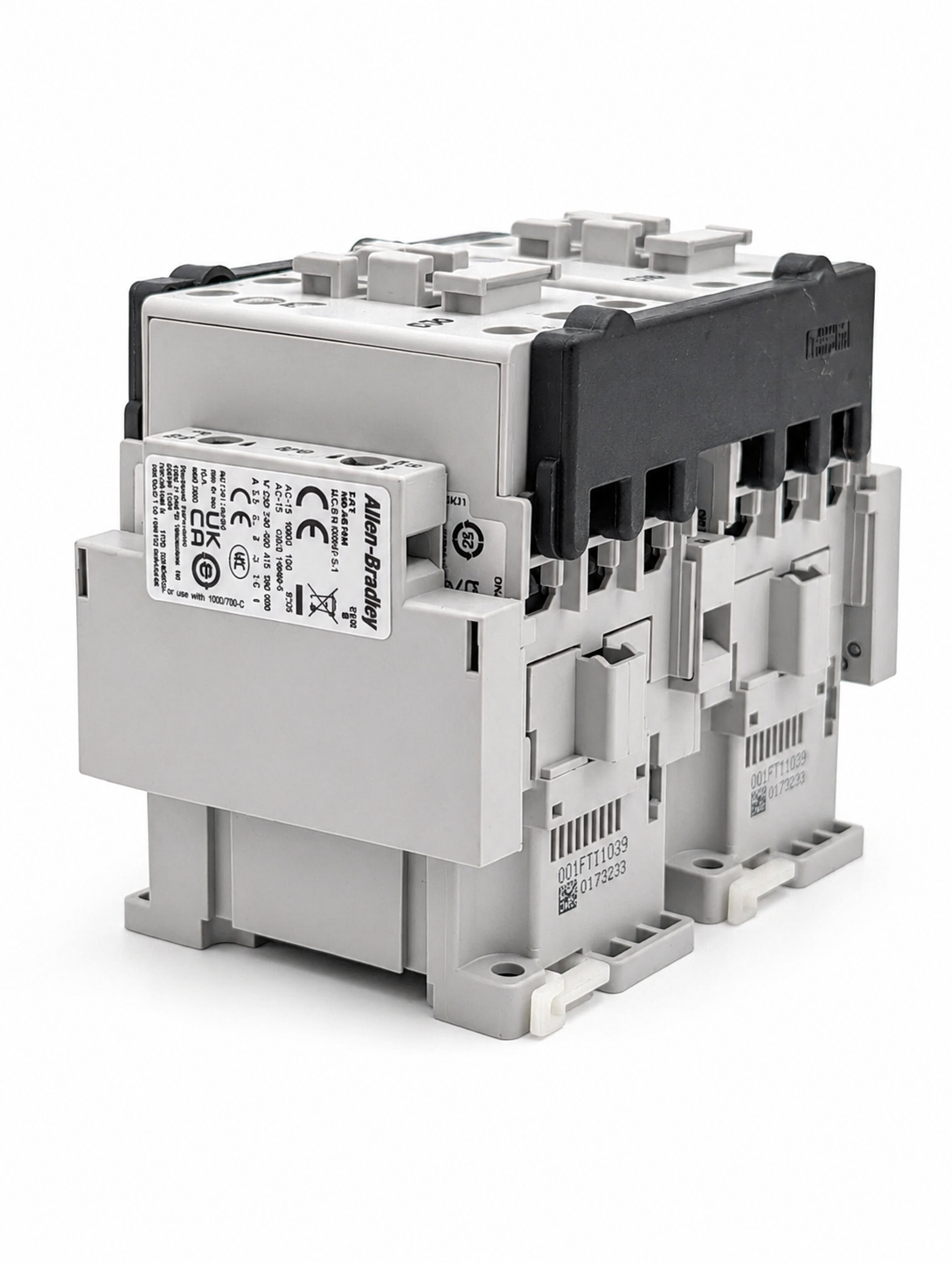 Allen-Bradley 104-C30D22 IEC 30 A Reversing Contactor 110/120V